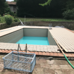 Installez facilement une piscine hors sol pour des heures de plaisir en famille Berre-l'Etang